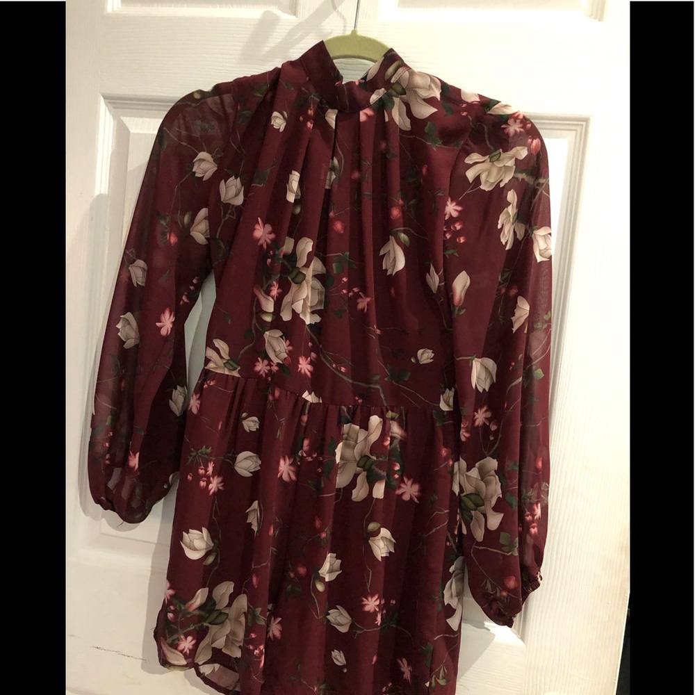 Romper burgundy long sleeve  with flowers Celia’s size small